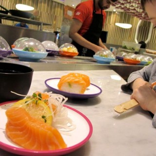 Yo Sushi Westfield Stratford - 01