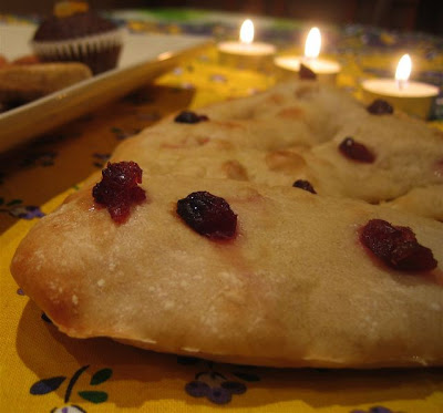 fougasse with cranberries