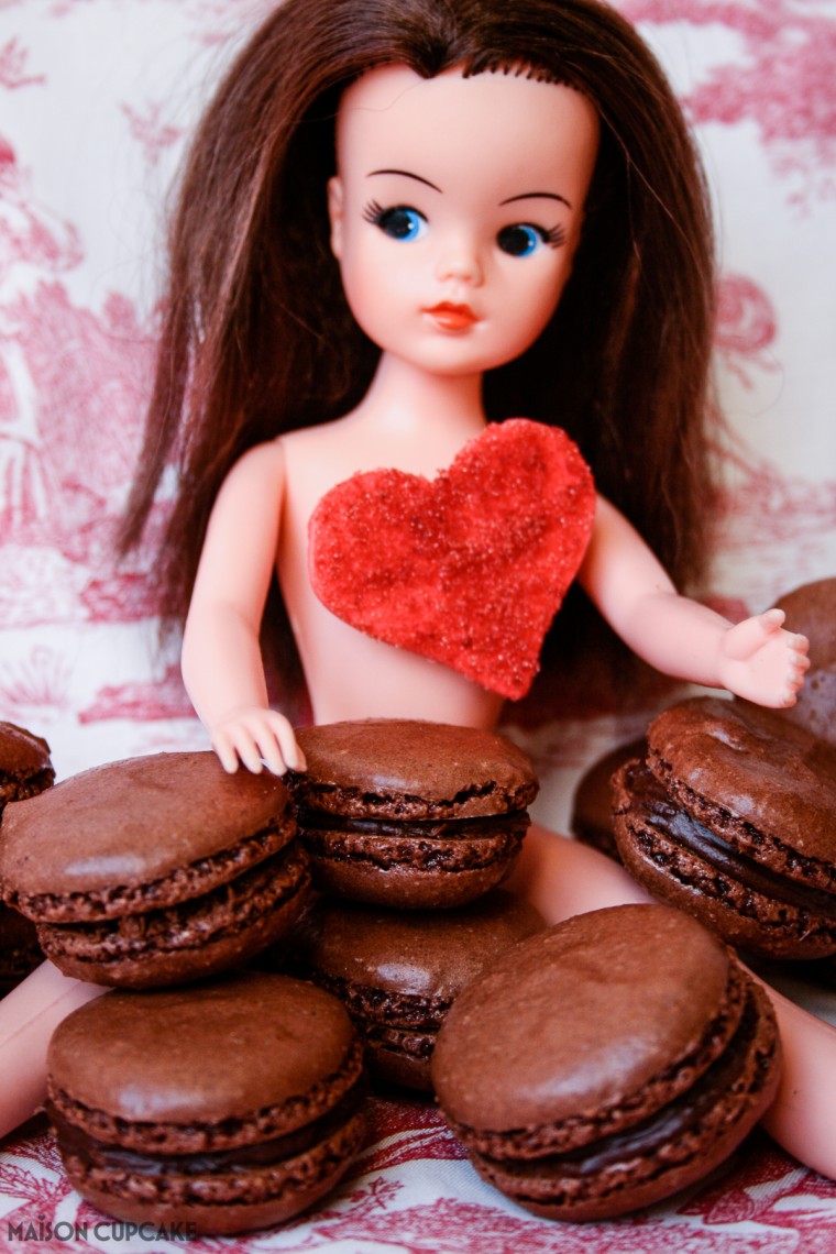 Chocolate macarons - Maison Cupcake