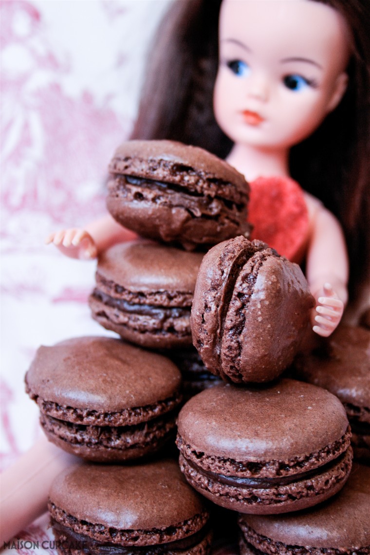 Chocolate Macarons with Chocolate Ganache