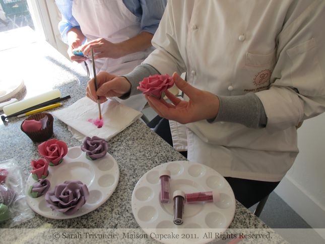 Peggy Porschen class March 2011 by Sarah Trivuncic Maison Cupcake