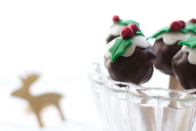 Christmas cake pops