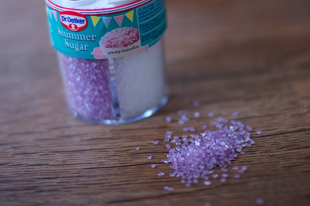 Dr-Oetker-shimmer-sugar