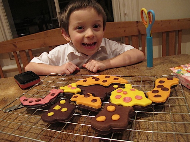 Dinosaur Cookie Cutter using Renshaw Sugar Dough