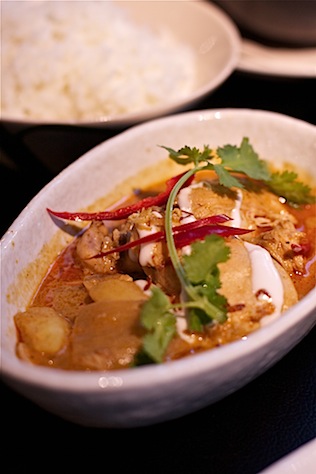 thai-massaman-chicken-curry