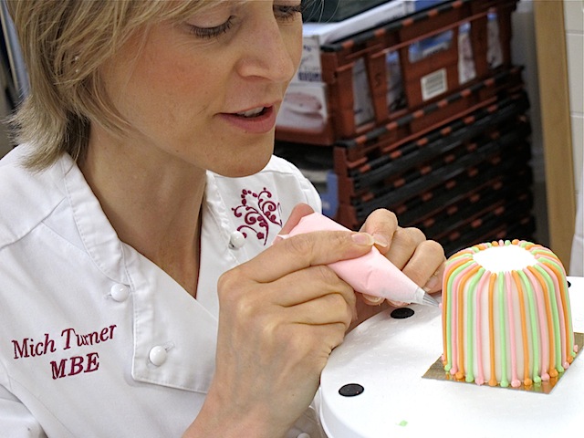 Mich-Turner-Little-Venice-Cake-Company-piping-candy-stripes