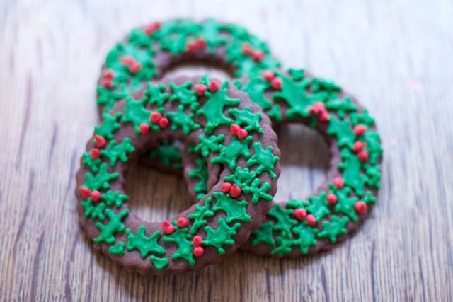 Christmas-Wreath-Tree-Cookies