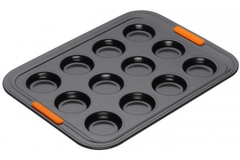 Le creuset non stick 12 cup bun tin tray 941002400