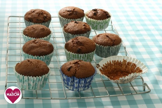 Golden brown sugar raisin spelt muffin recipe - spelt flour is often tolerated by coeliacs even though it's not technically #glutenfree