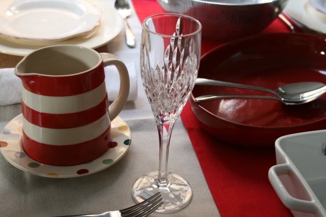 Festive table setting style with red and white 