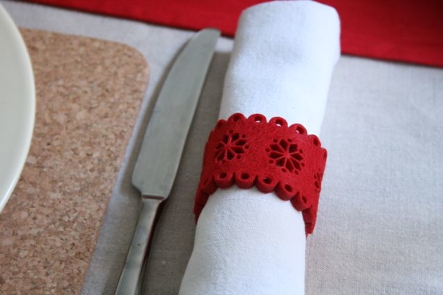 Festive table setting style with red and white 