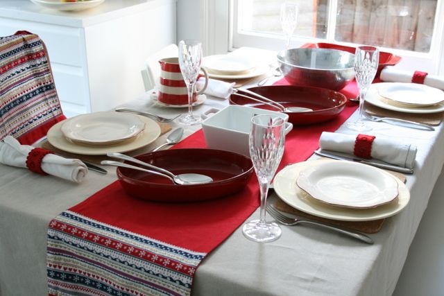 Festive table setting style with red and white 