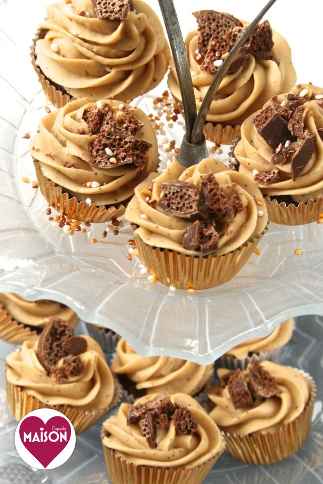 Mini Coffee Cupcakes with Aero 