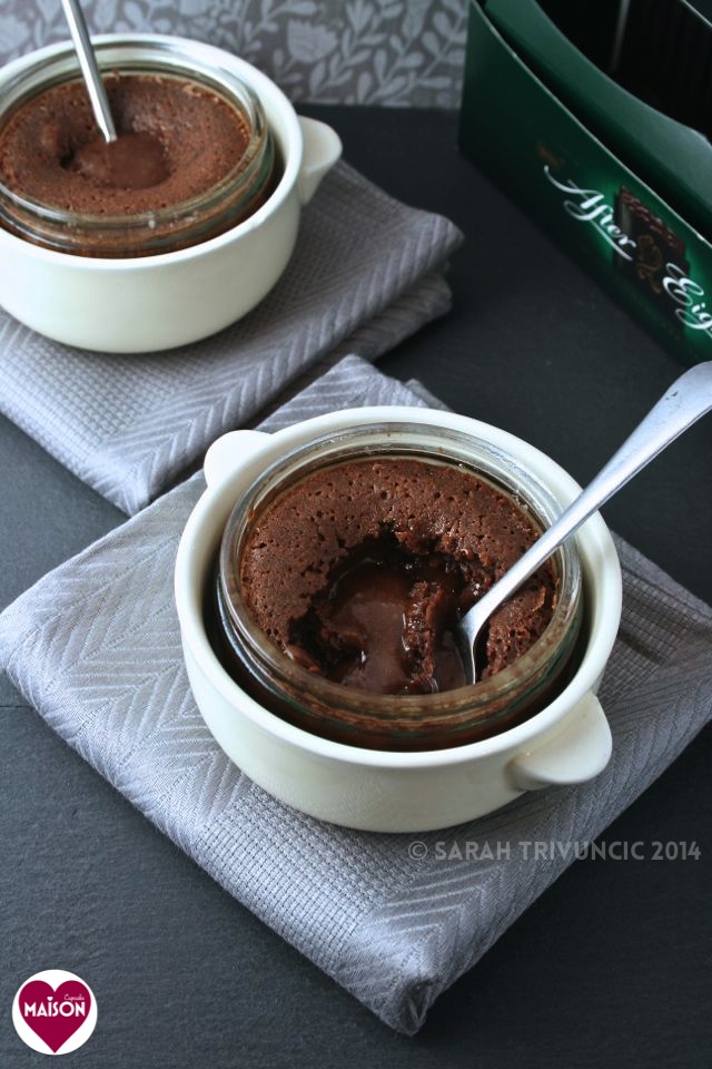 Melting chocolate puddings with peppermint - perfect dessert for two by MaisonCupcake.com 