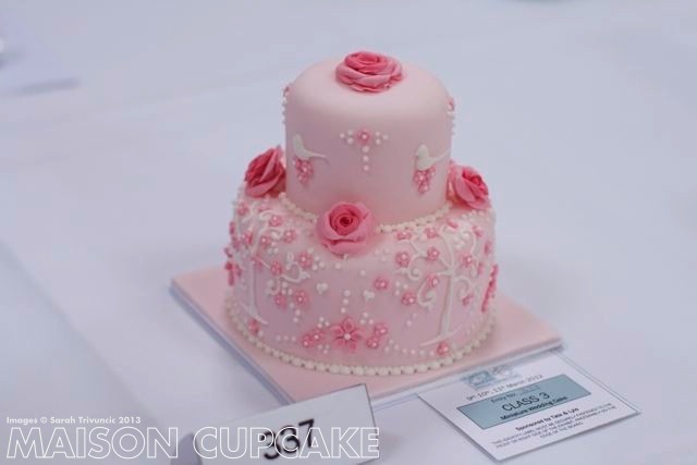 Squires miniature tiered cakes show - 07-imp.jpg