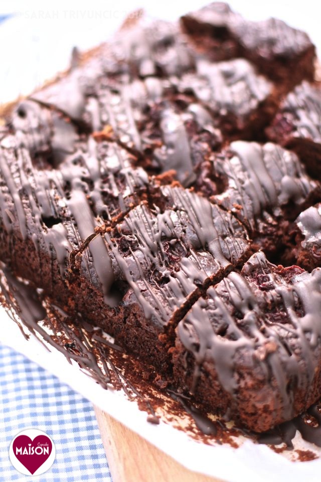 Chocolate cherry cake made with yogurt and no butter #traybakes #recipes #bakesales