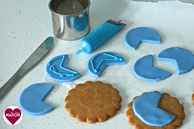 Rio2 movie blue parrot cookies - 07-imp.jpg