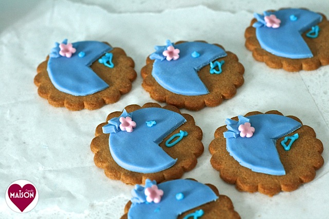 Rio2 movie blue parrot cookies - 13-imp.jpg