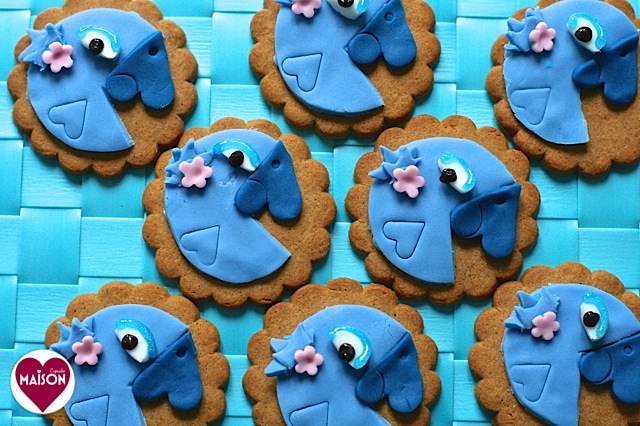 Rio2 movie blue parrot cookies - 20-imp.jpg