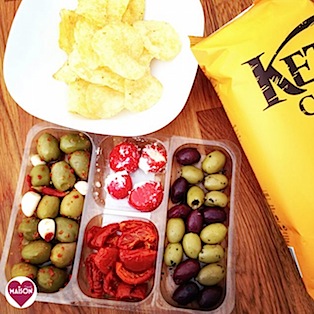 Kettle chips and olive platter from Morrisons #snacks #crisps #appetisers