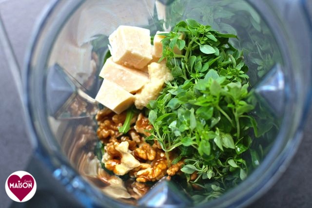 Vitamix Pesto recipe with rocket walnut and basil at MaisonCupcake.com #blenders #Vitamix #gadgets