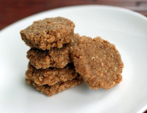 maple-pecan-shortbread-cookies