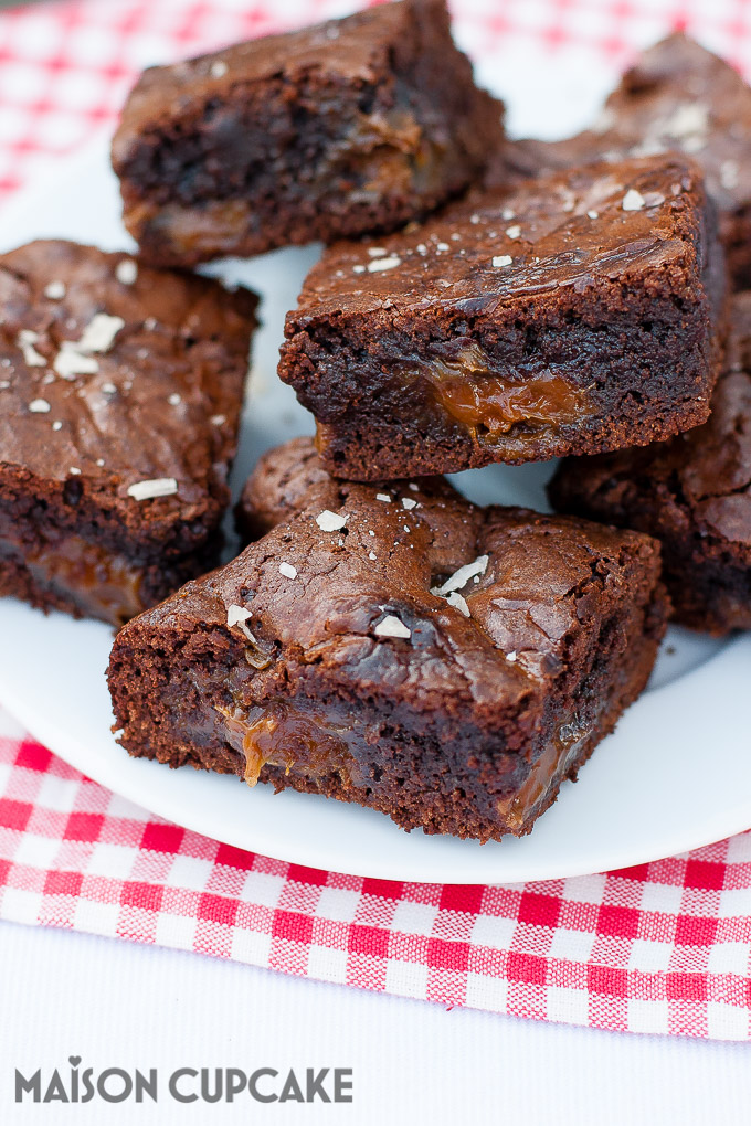 Sara's Cooking Class: Caramel Nut Brownie