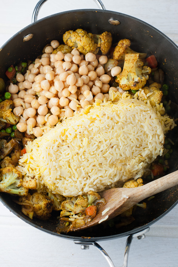 Chickpea biryani prep