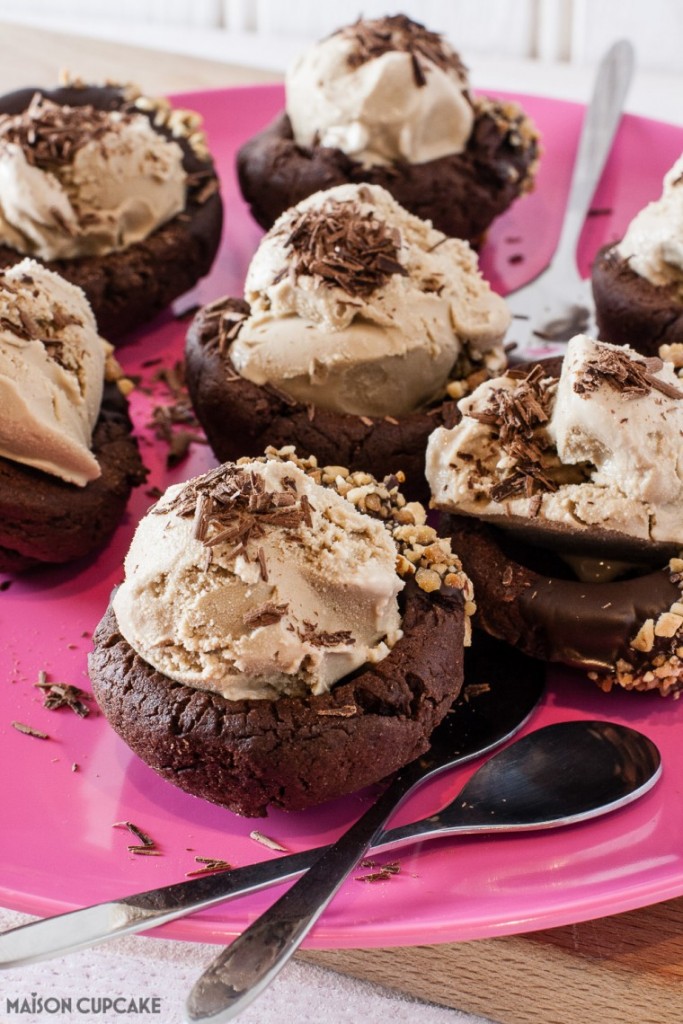 Chocolate Cookie Cups with Coffee Ice Cream Scoops