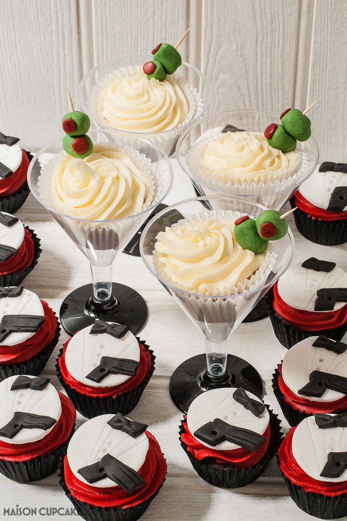 Two ways to make James Bond party cupcakes