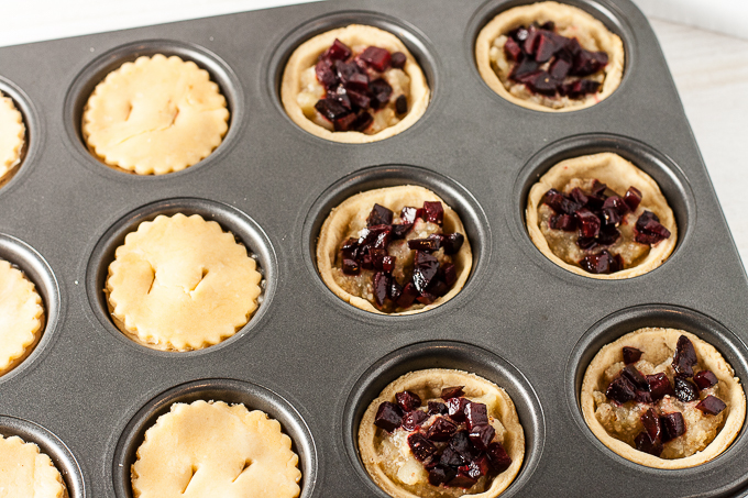 Vegan Bramley Apple Pies with Beetroot-4