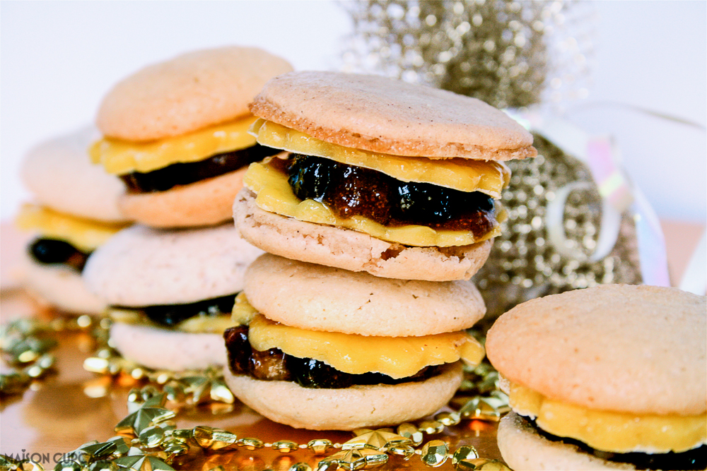 Mince Pie Macarons with Marzipan