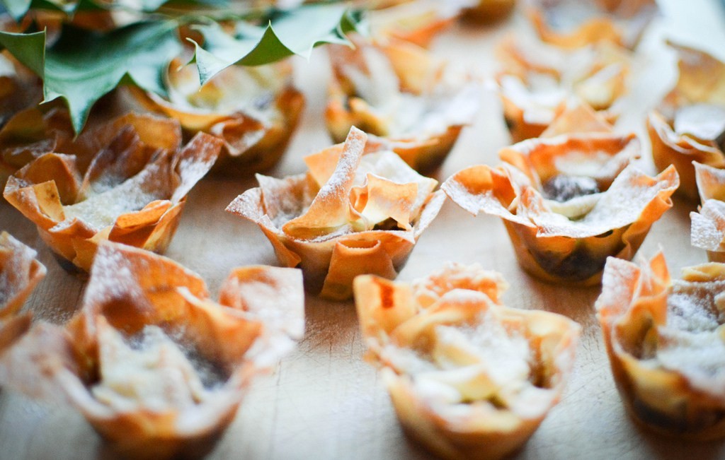 Mini filo mince pies