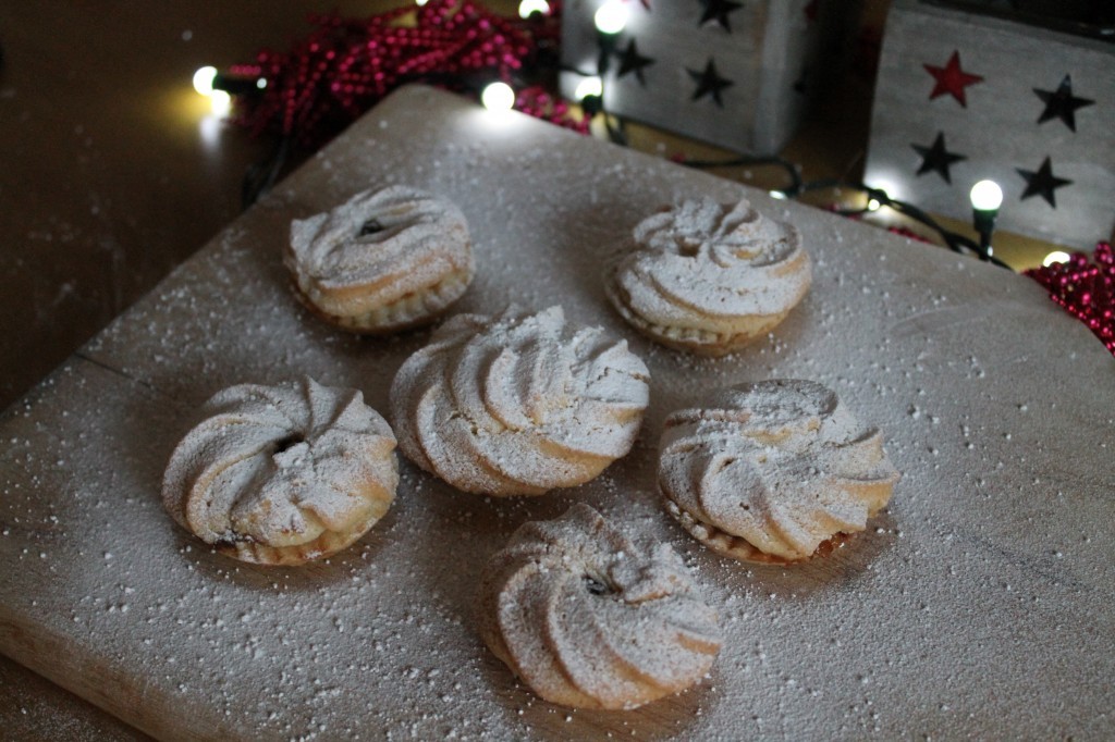 viennese whirl mince pies