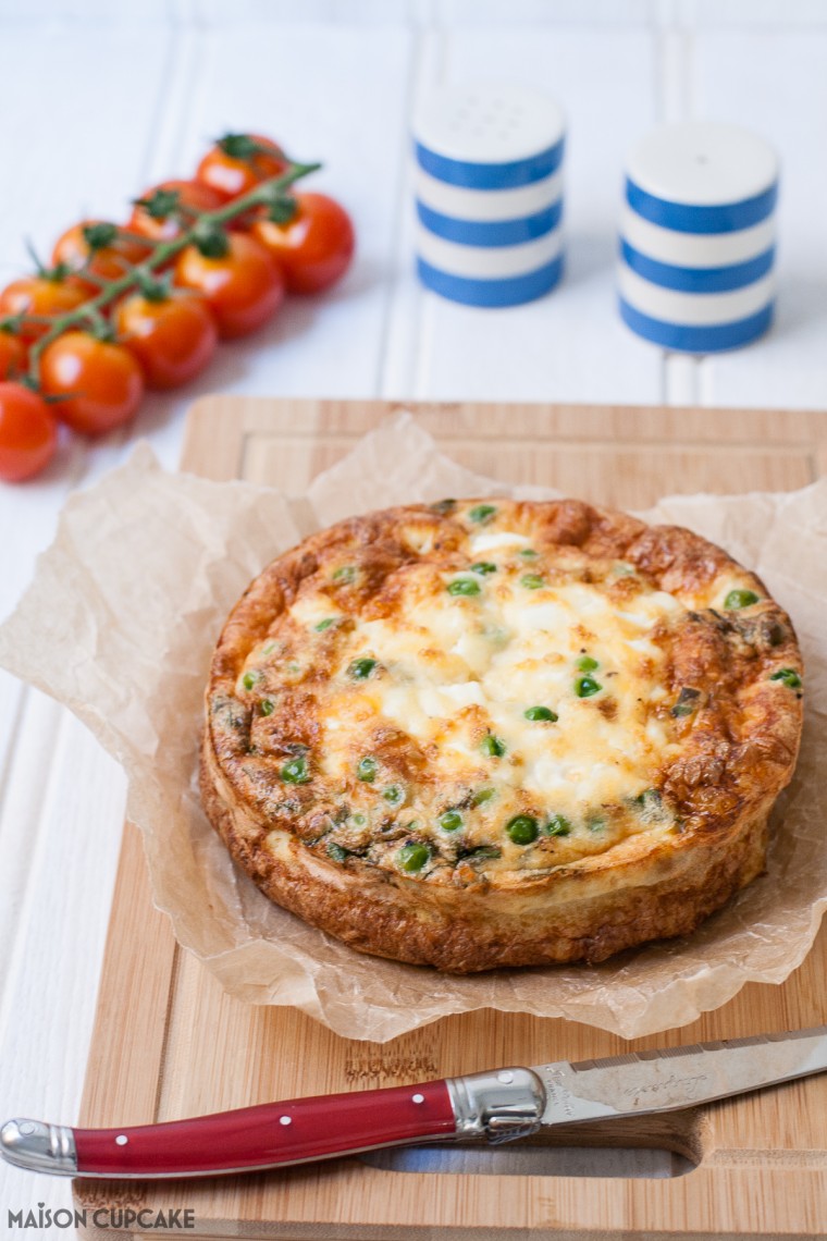 Crustless quiche with pea, mint and feta cheese - easy tasty recipe using shortcrust pastry for spring summer picnics and packed lunches