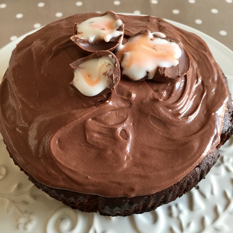 Slow Cookery Creme Egg Cake