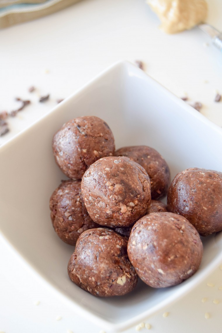 20 energy snack ideas for carb loading and exercise recovery: salted chocolate tahini balls