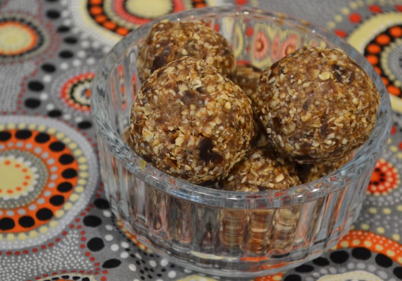 20 energy snack ideas for carb loading and exercise recovery: oat date and sultana energy balls