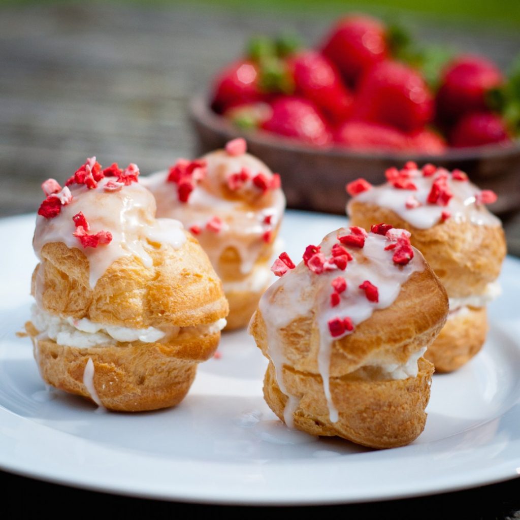 Mardi Choux Buns