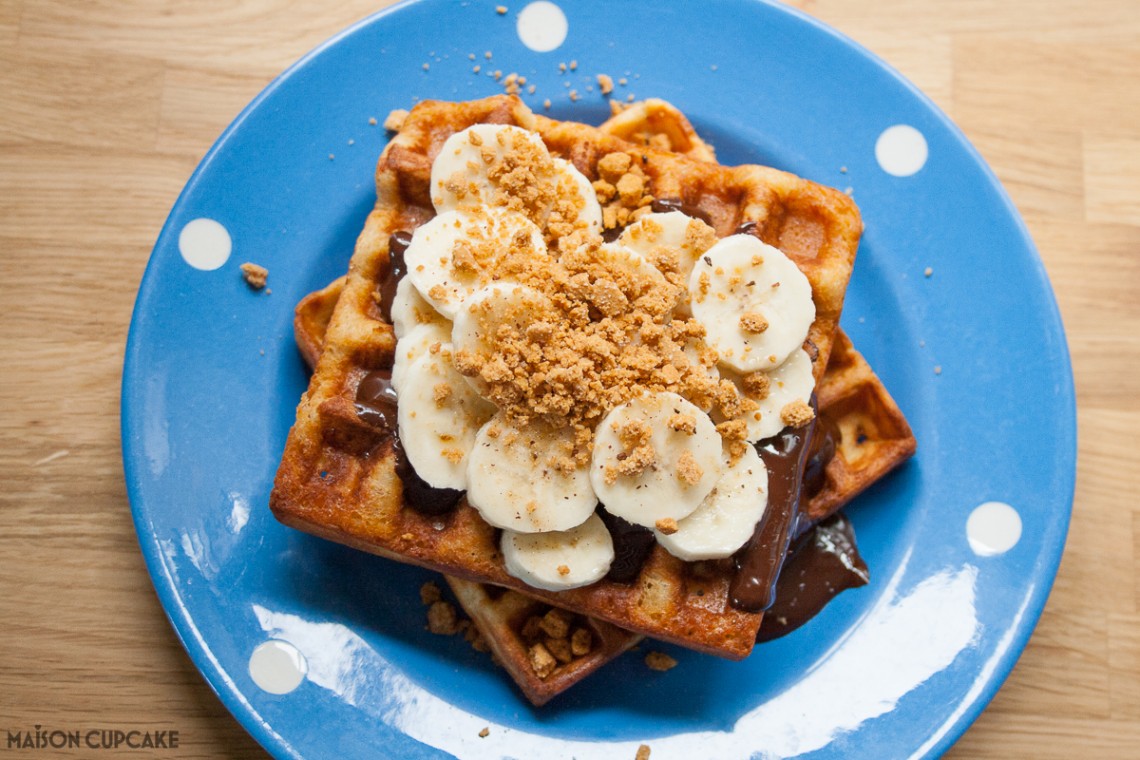 Make these Belgian speculoos waffles with banana and chocolate for a fun weekend breakfast or dessert - ready in under ten minutes and depending what you top them with, a gluten free recipe too. 