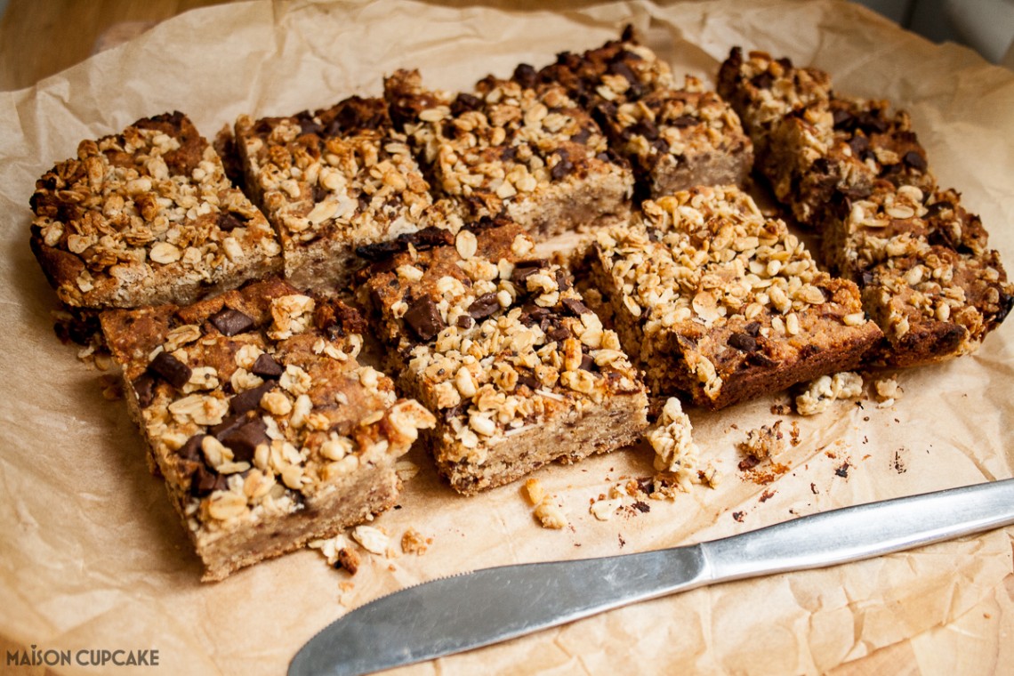 Tasty chickpea blondies with choc chips, coconut and chia granola