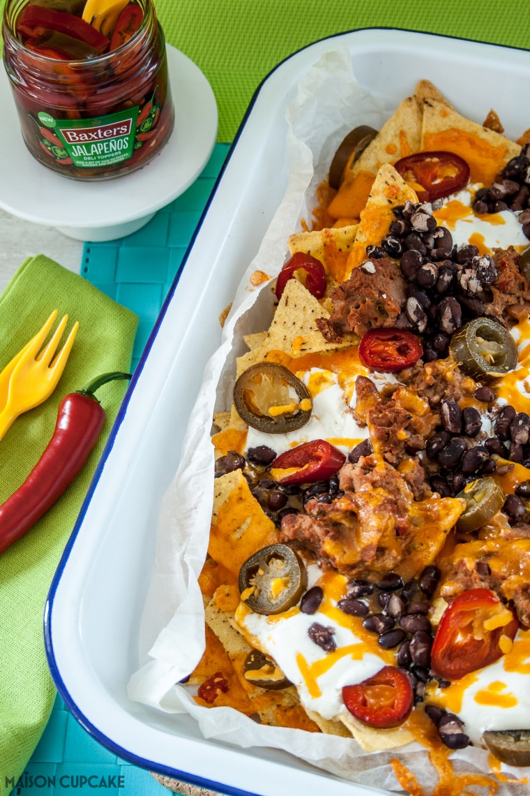 Spicy Black Bean Nachos - easy to make Mexican vegetarian sharing platter, perfect party food to eat with friends