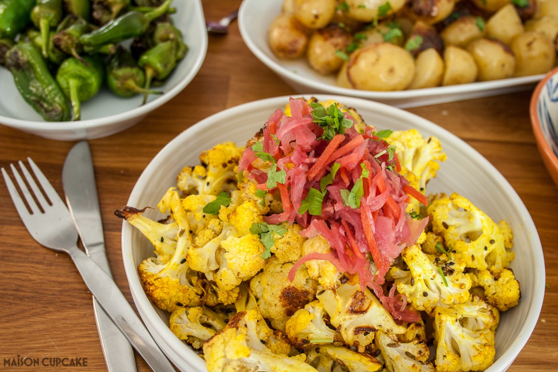 Spicy roasted cauliflower florets with Red Slaw topping