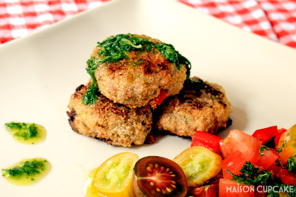Turkey Burgers with Heirloom Tomato Salsa