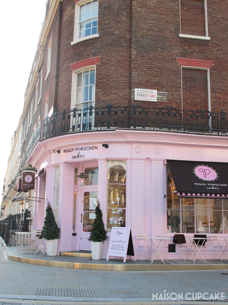 Peggy Porschen cafe london belgravia corner pink facade 2011
