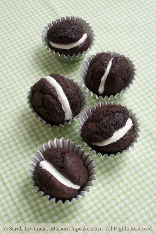 Chocolate whoopie pies