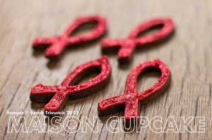 Red ribbon cookies