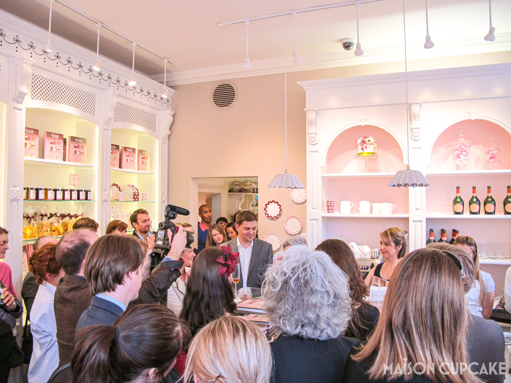 Peggy Porschen Boutique Baking Book Launch at Parlour Cafe London - Peggy with press and attendees
