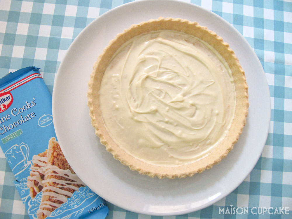 Ready-made pastry case lined with white chocolate