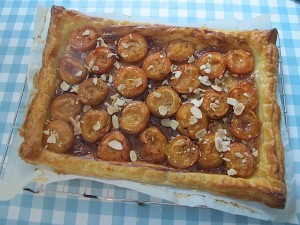 Apricot Tart with Puff Pastry